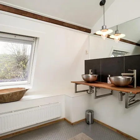 Apartamento Pleasant In With Terrace *